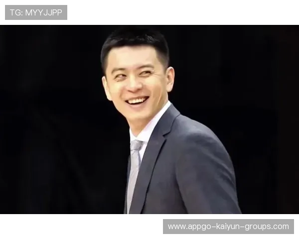 杨鸣回应质疑 球员们拼劲十足，杨鸣球员时期视频